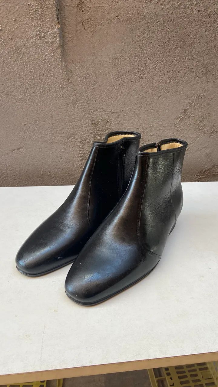 Bota masculina de couro