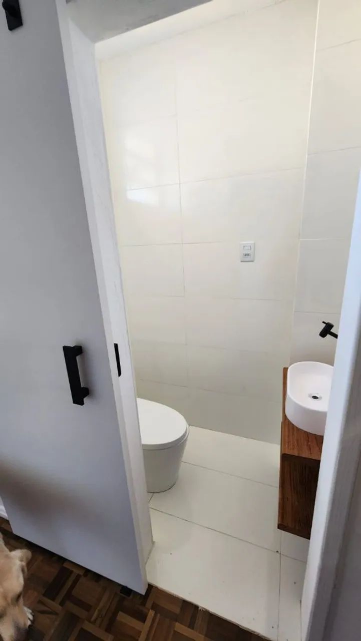 Ótimo apartamento no Coqueiros,  3 quartos, 2 andar, suíte, cozinha mobiliada - Foto 5