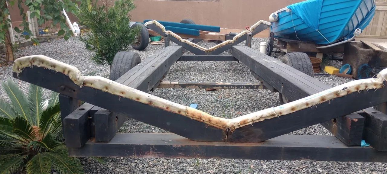 Carreta de encalhe para barco até 26 pés  - Foto 3