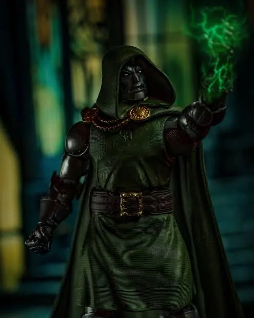 Marvel Legends Dr Doom wave Skrull Lose - Foto 3