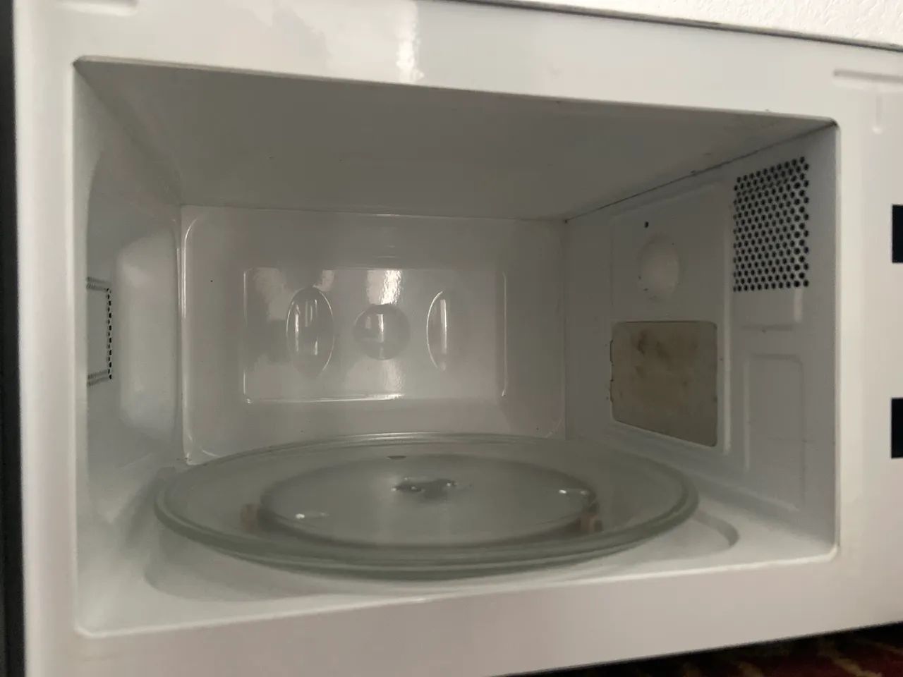 Microondas Midea semi novo - Foto 3