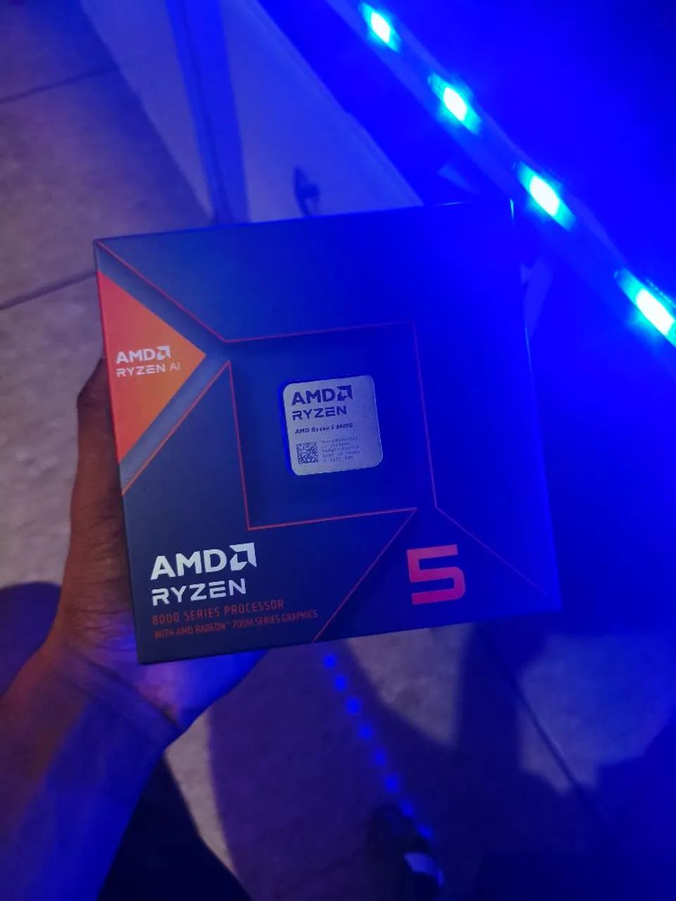 VENDE-SE RYZEN 5 8600G único dono