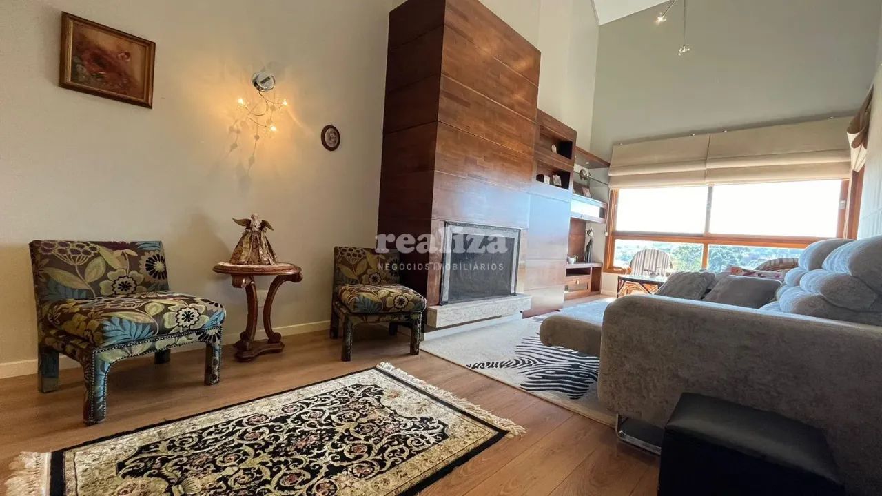 APARTAMENTO 04 DORMITORIOS NO CENTRO DE GRAMADO - Foto 2