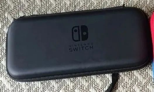 Case Nintendo switch oled v2 preta 