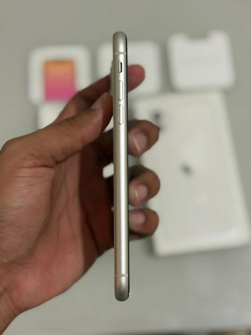 IPHONE 11 SEMI NOVO COM CAIXA - Foto 5
