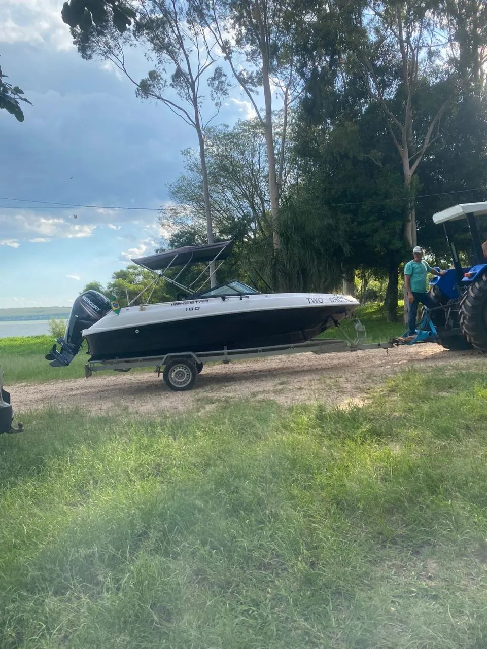 Linda lancha 180 Mestra 2017 Mercury 100HP 4 tempo - Foto 7