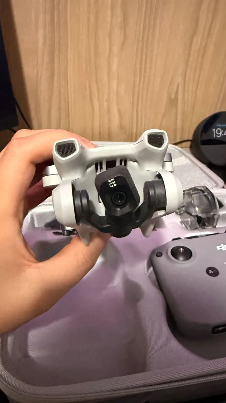 Dji Mini 3 Menos de 10 ciclos + Acessórios + Case - Foto 2