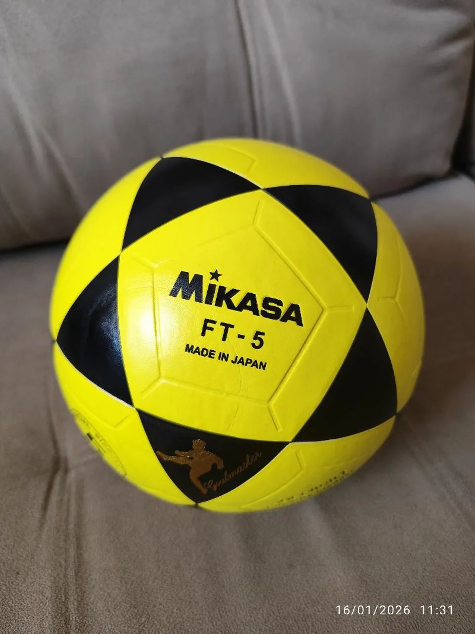 Bola mikasa ft-5 