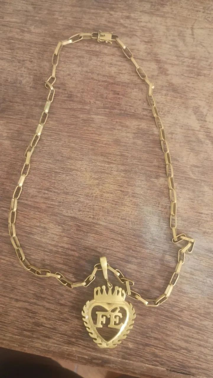 Correntinha com pingente Moeda antiga 
