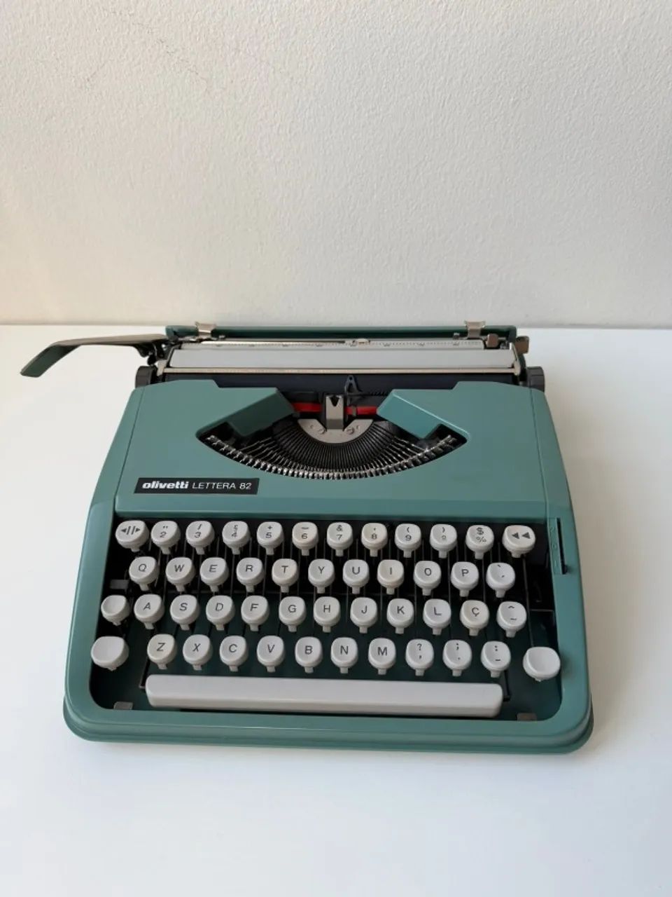 Máquina de Escrever Olivetti Lettera 82 - FUNCIONANDO E REVISADA - Foto 5