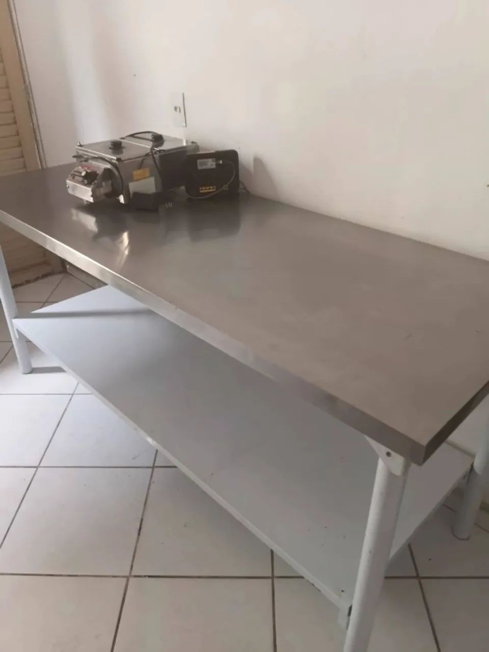 Mesa inox resistente 