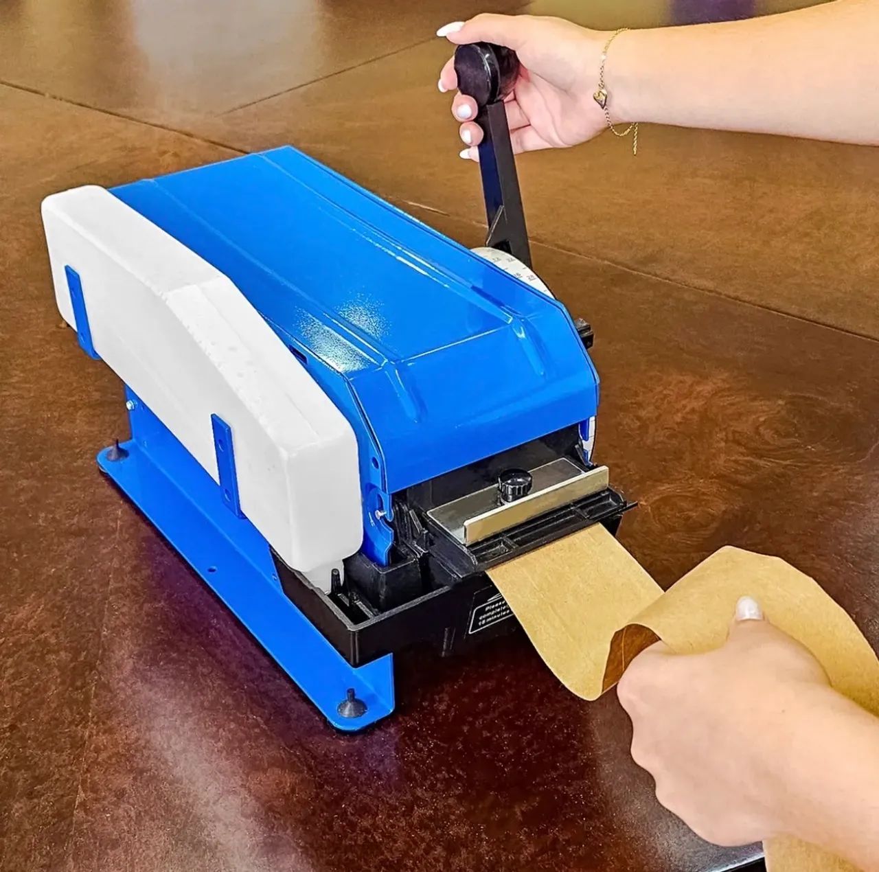 Máquina Dispensadora de Fita Gomada - Foto 2
