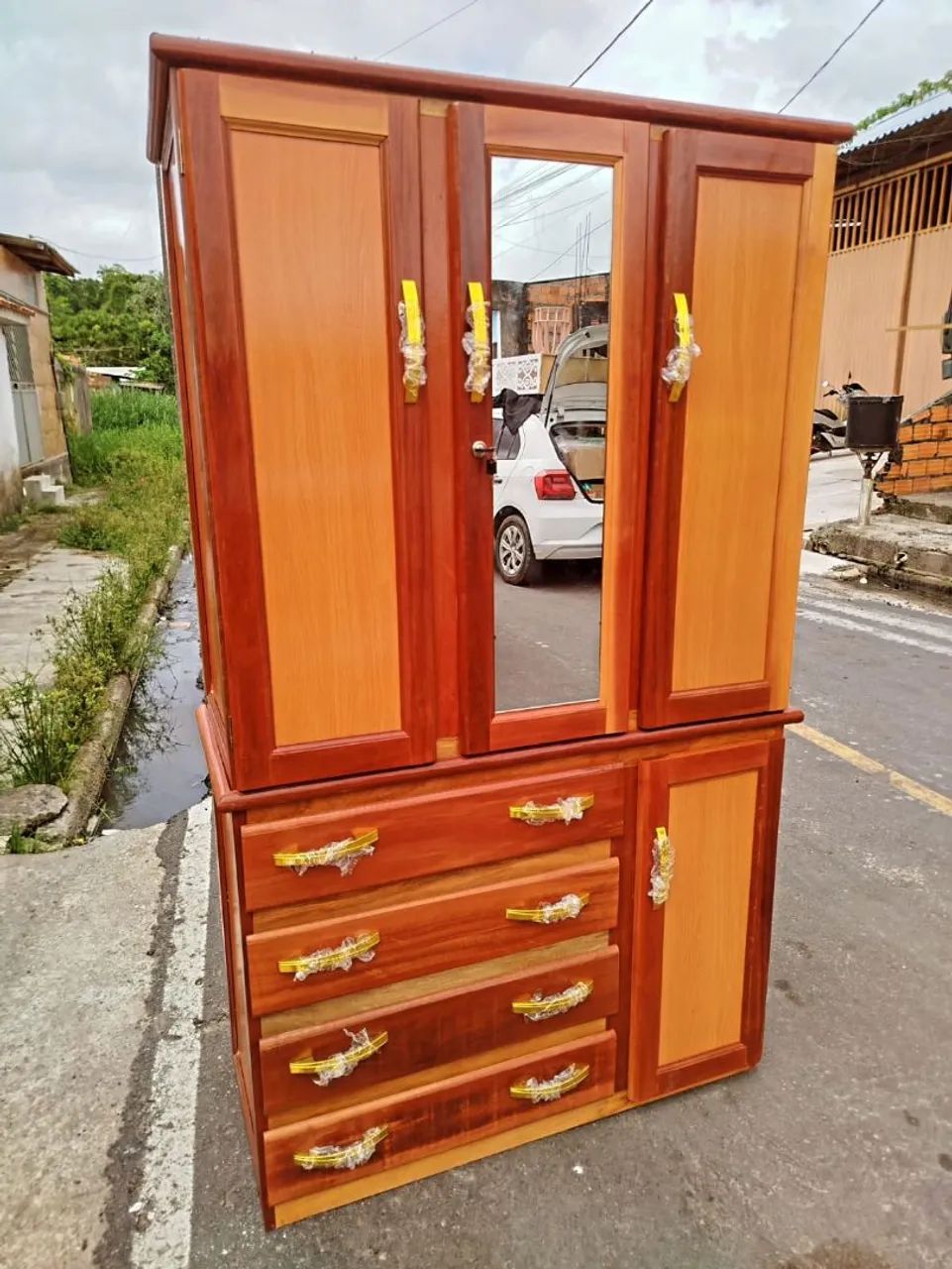 GUARDA ROUPA DE SOLTEIRO NOVO - COMPLETO COM ESPELHO  - Foto 2