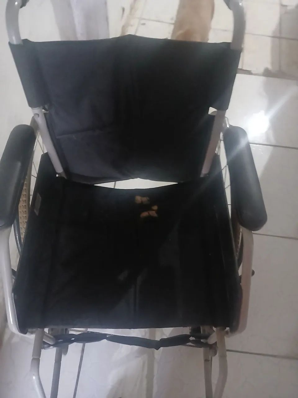 Cadeira de rodas a venda - Foto 3