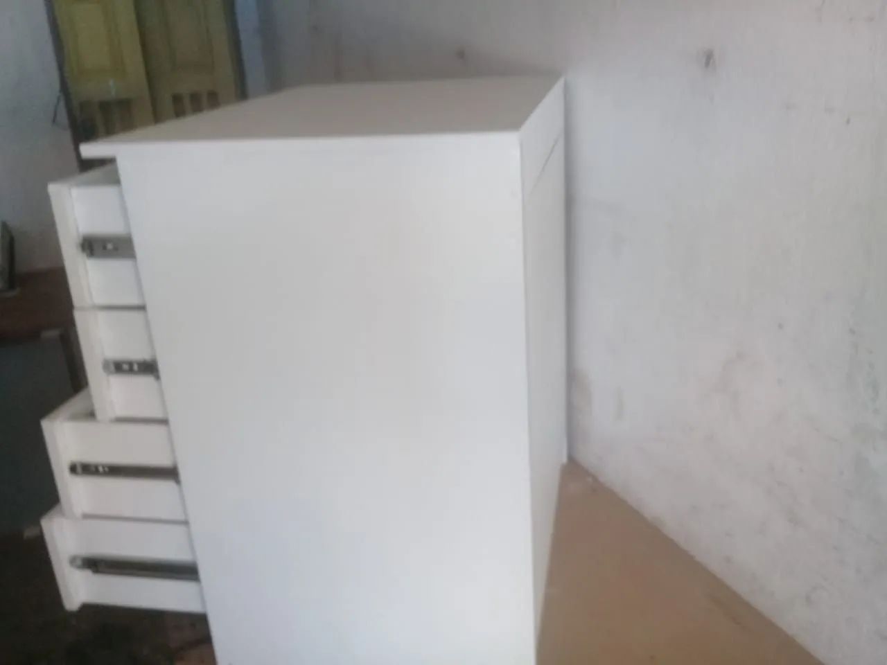 Cômoda 4 gavetas MDF  - Foto 4