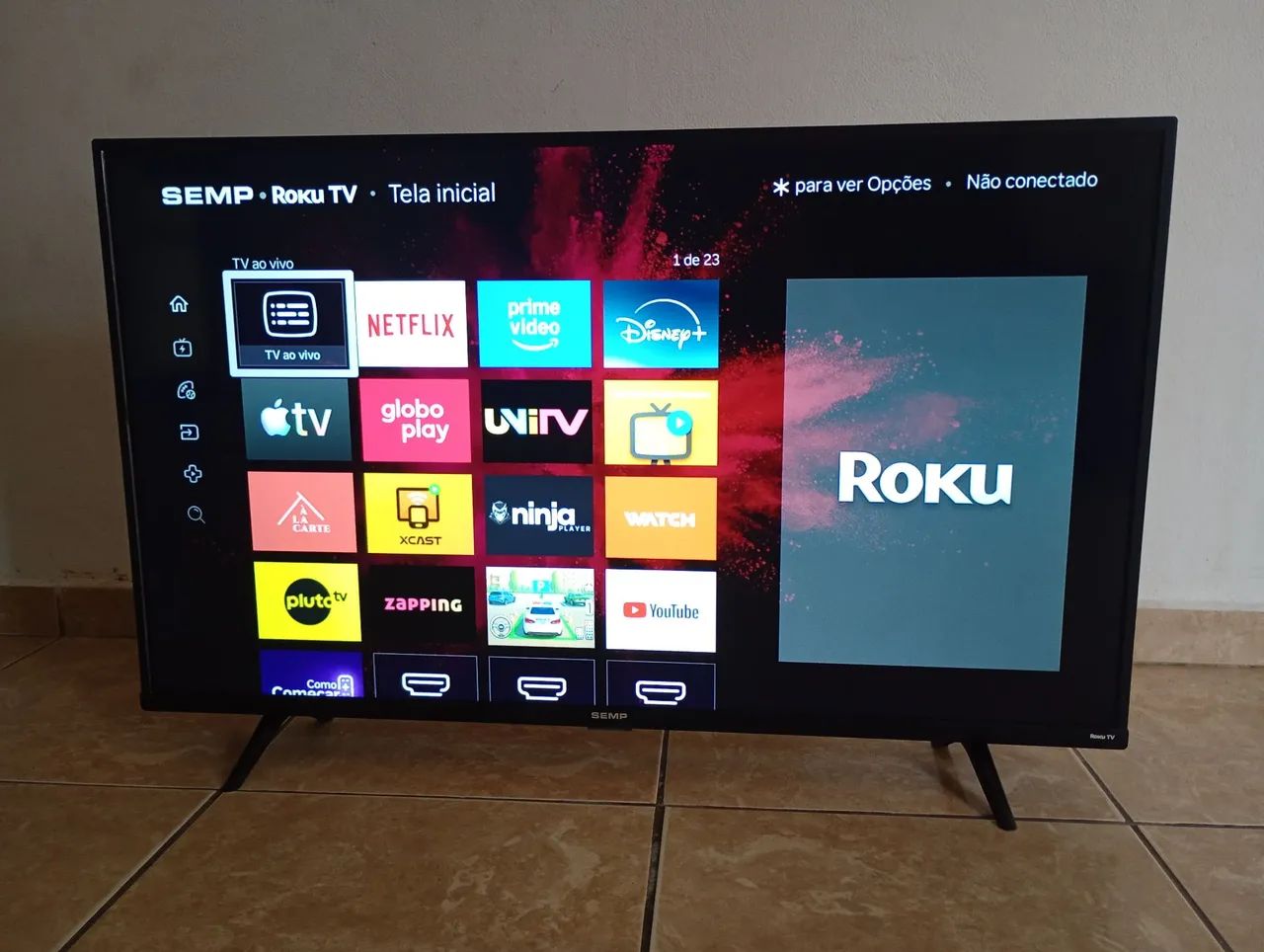 Vendo essa tv da Semp Roku 43 polegadas smart 4k 