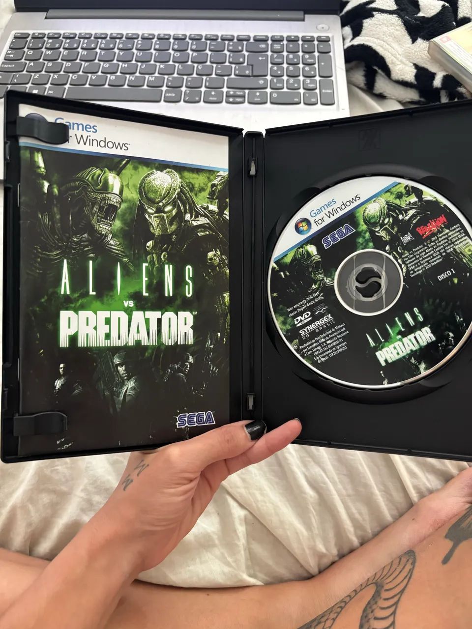 Alien vs Predator - PC DVD - Foto 2
