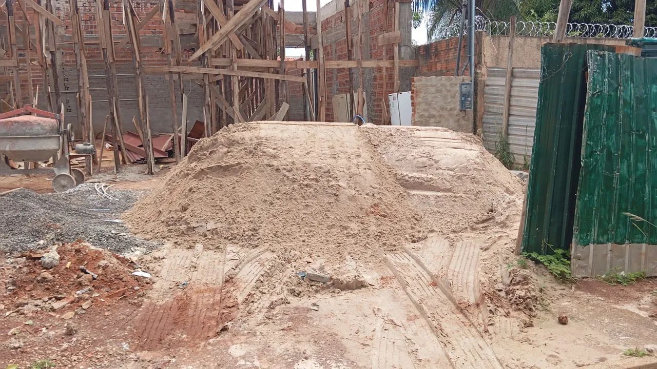 Areia construção 12 m³ R$690 - Foto 2