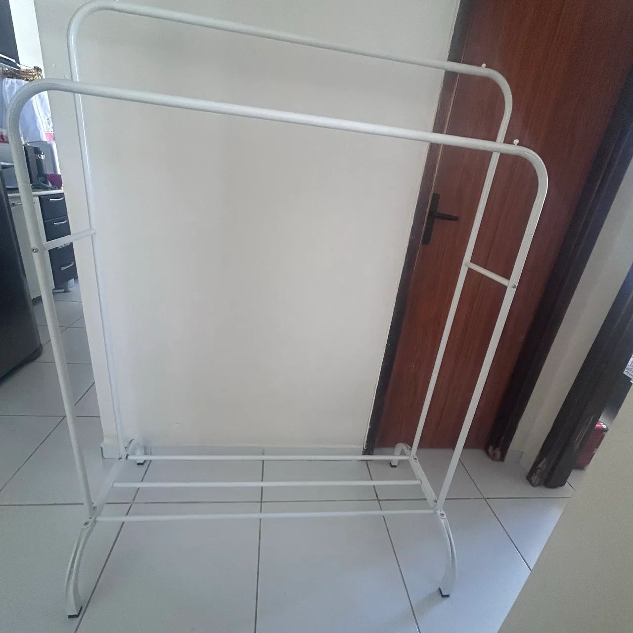 Arara de roupas  - Foto 2