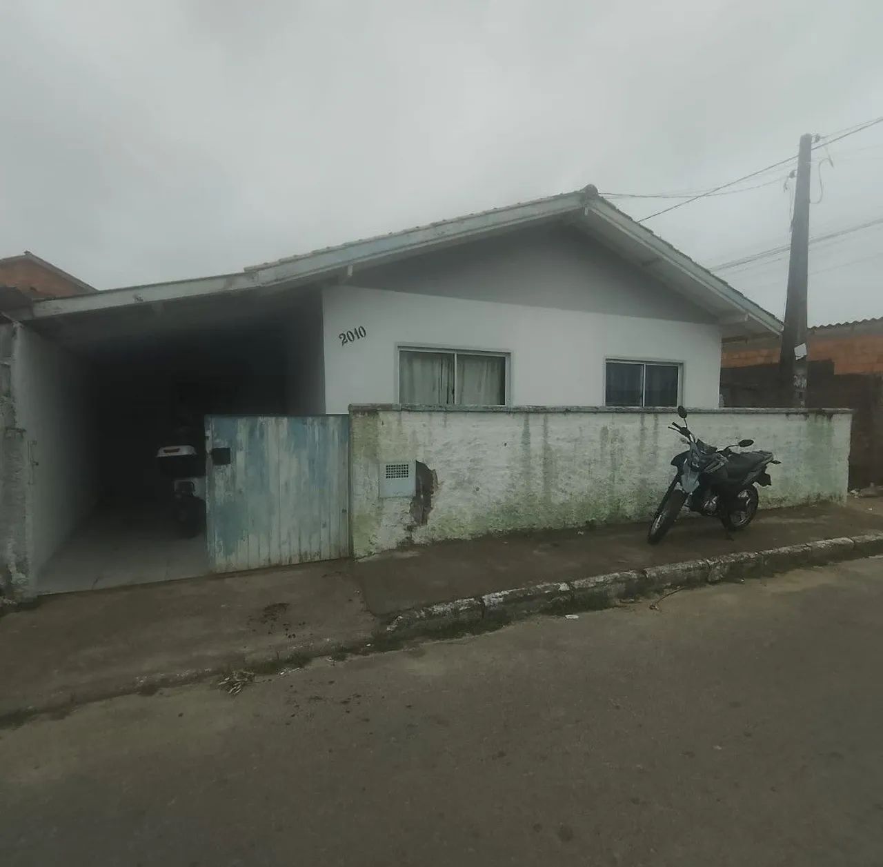 Vende-se ou troca bairro praça 