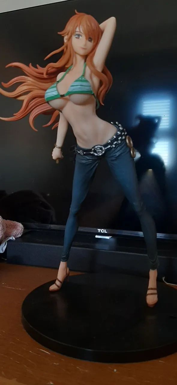 Nami One Piece figure/estatueta com roupa destacavel