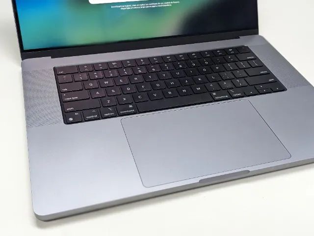 MacBook Pro 16'' polegadas / Chip M1 pro / 16GB de ram / 1TB de armazenamento  - Foto 2