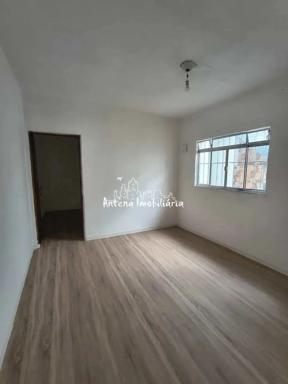 Casa com 05 dormitórios no Jd. Helena - Cód.: 10987. - Foto 4