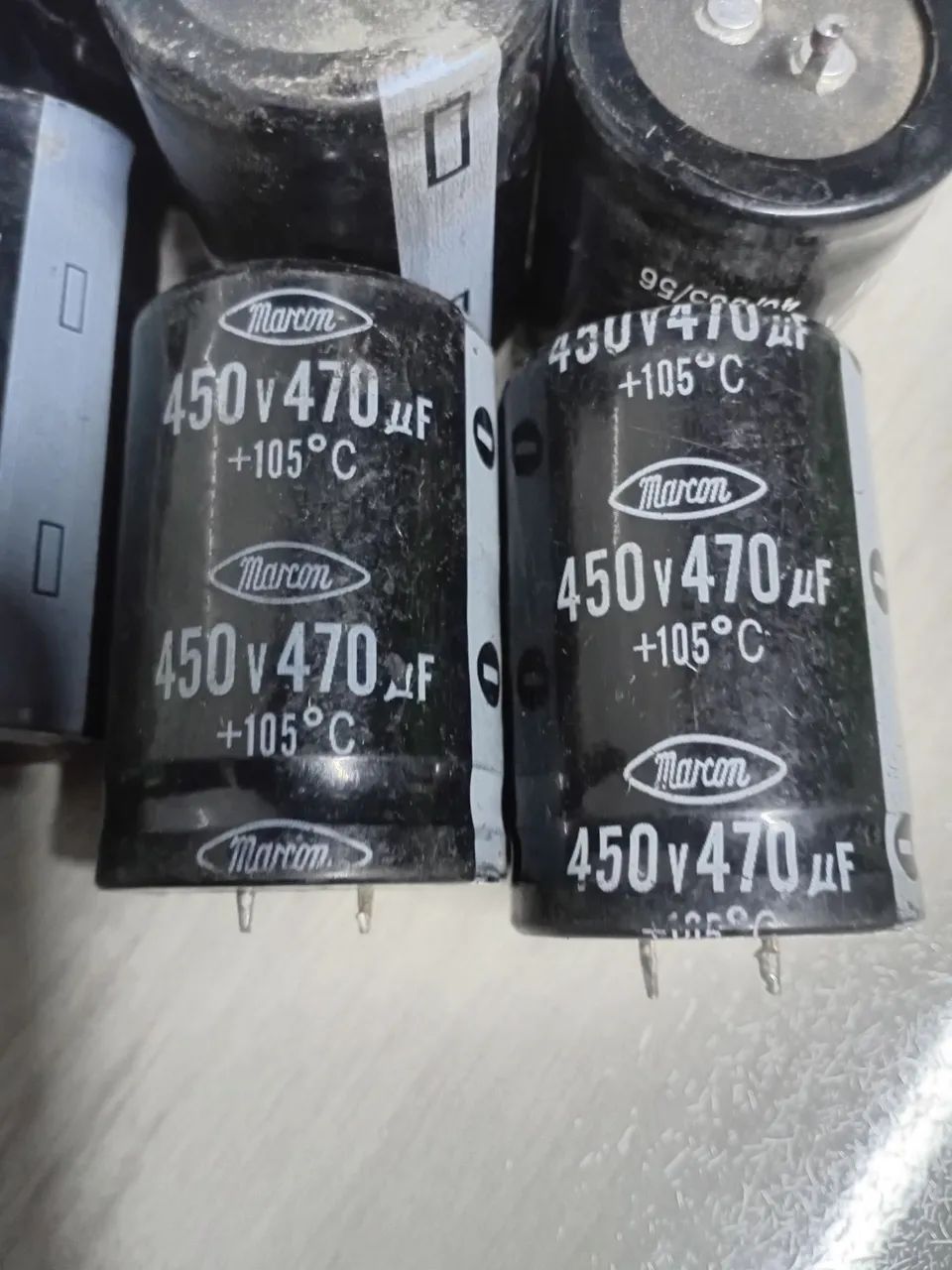 Capacitor eletrólitos de alta  - Foto 2