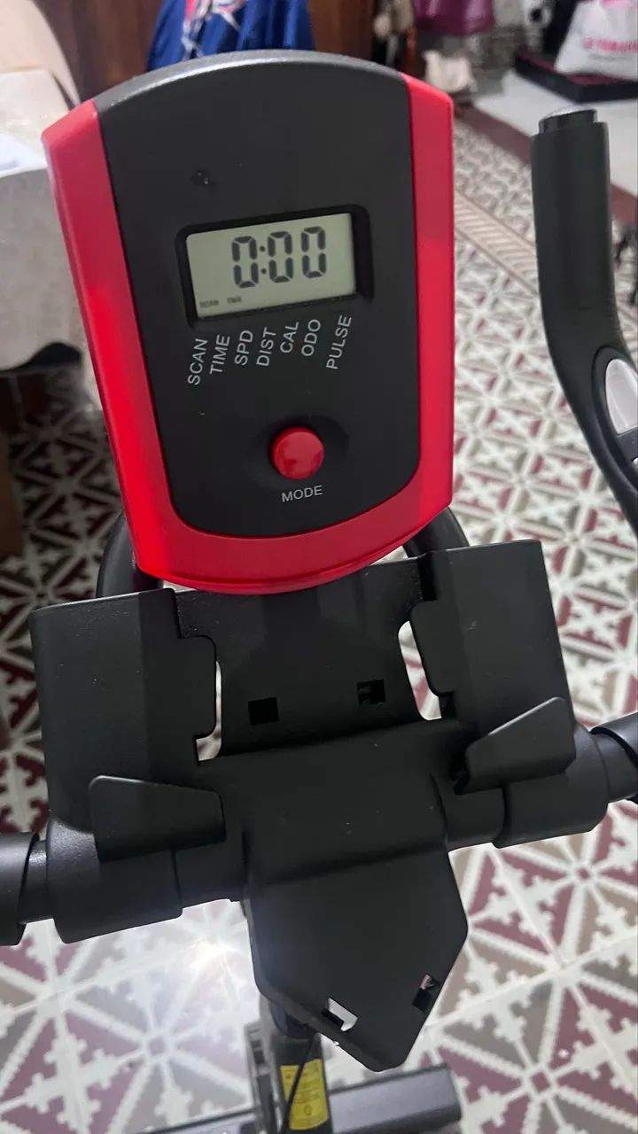 Vendo bicicleta ergométrica  - Foto 4