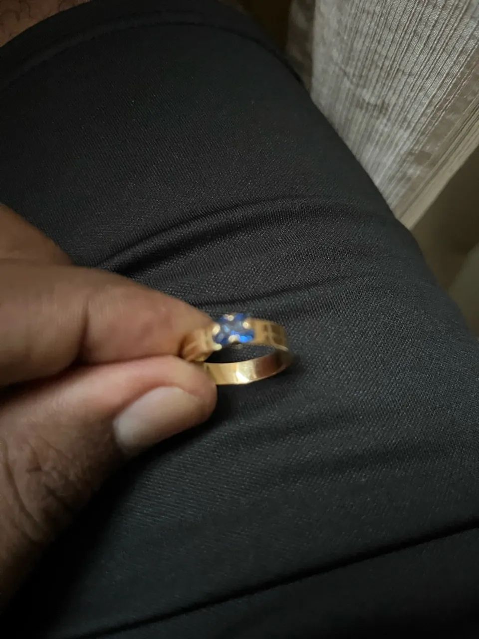 Vendo Anel ouro 18k com pedra Azul - Foto 2