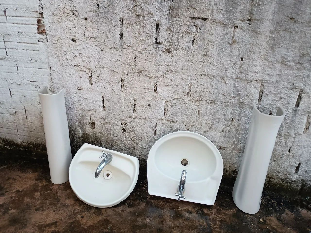 Bathroom Faucet Column and Sink/Washbasin Set