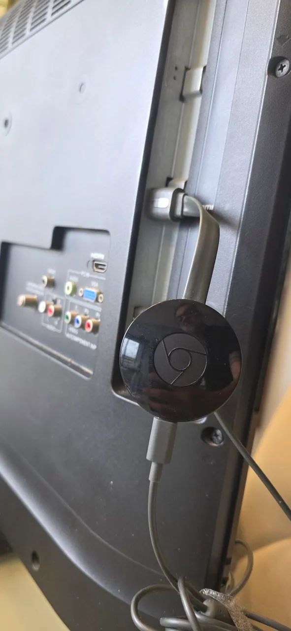 TV AOC 32 com Chrome Cast - Samart TV - Foto 2