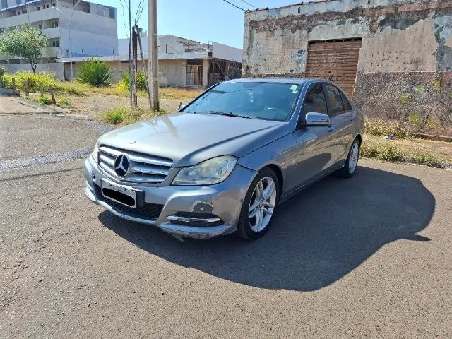Mercedes-Benz C-180 CGI Classic 1.8 16V 156cv Aut. 2012