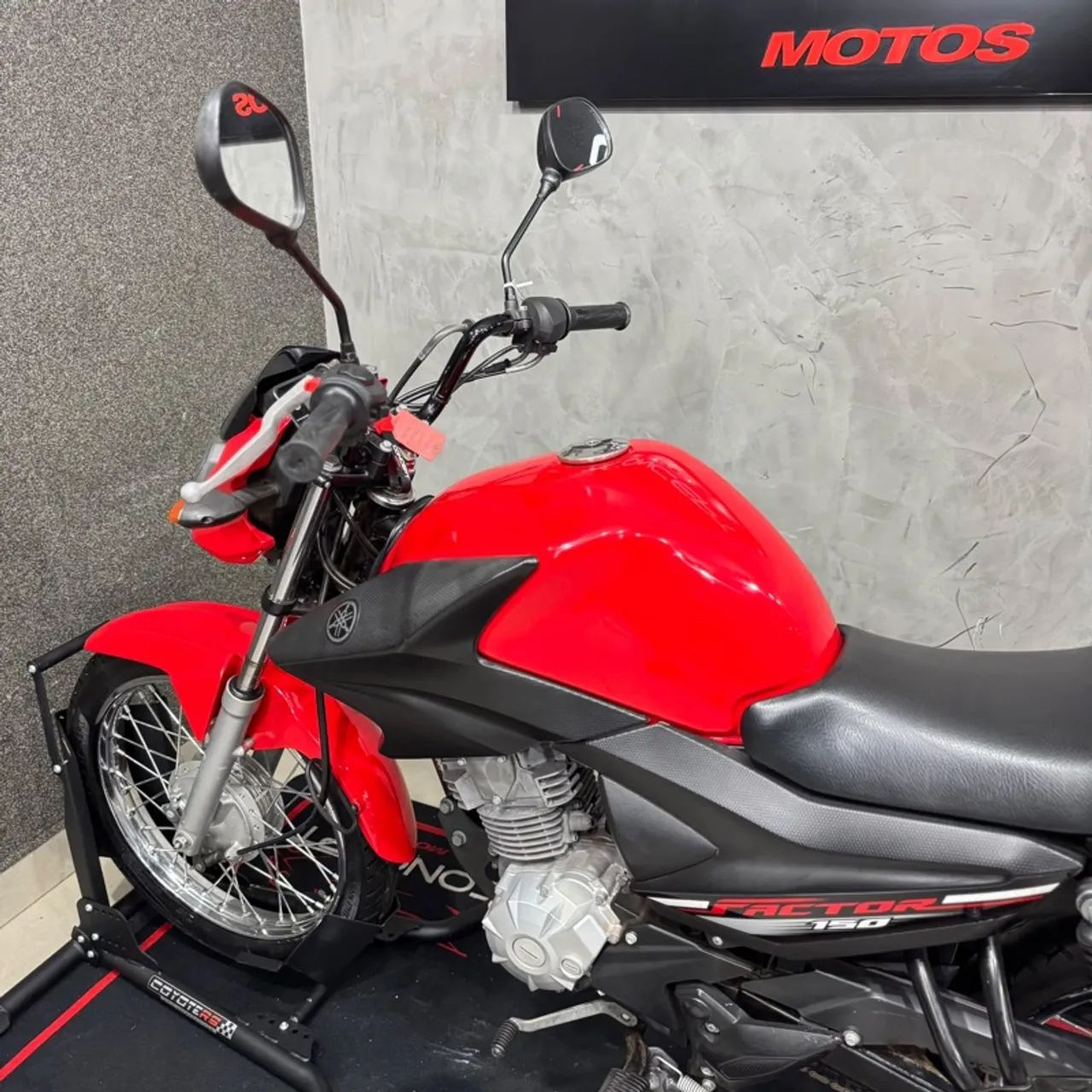 Yamaha YBR 150 Factor 150 cc  - Foto 3