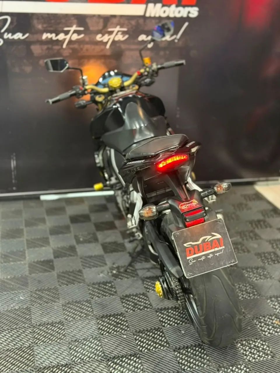 HONDA CB 1000R 2014 - Foto 2