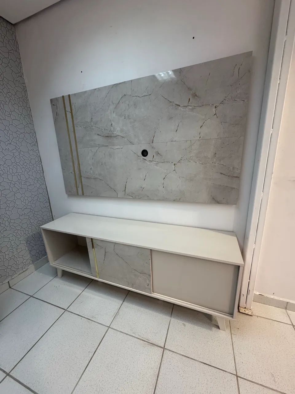 Painel com hack para tv até 65 polegadas 
