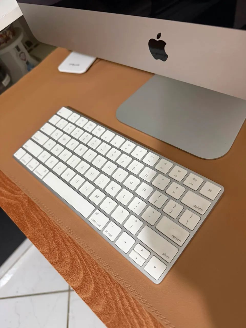 iMac 21,5 2013 completo (teclado + mouse originais Apple) - i5