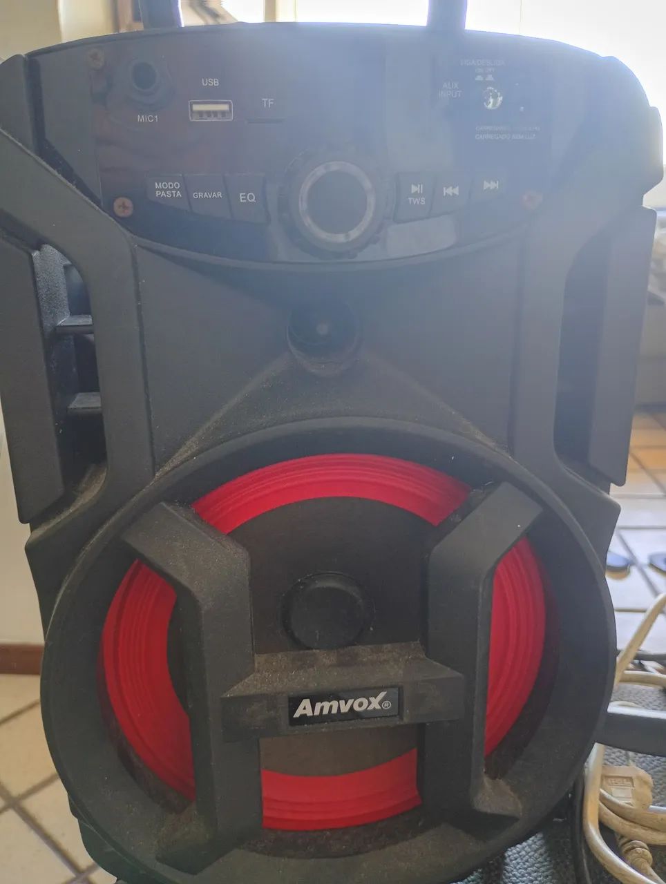 Caixa amvox180w