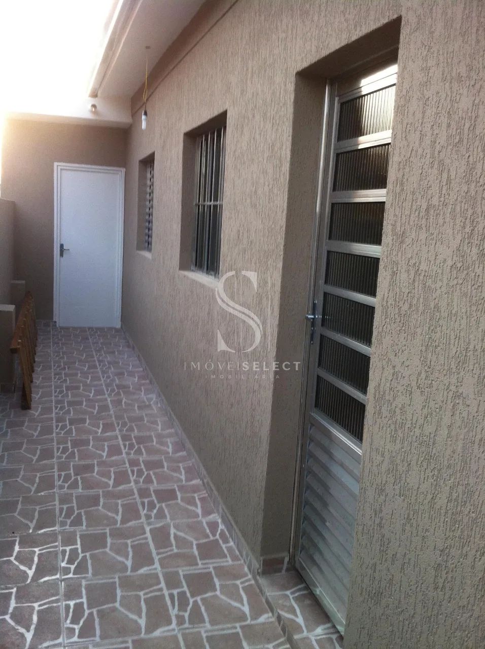 Imirim, Casa Comercial de 500m² com 14 casas.
