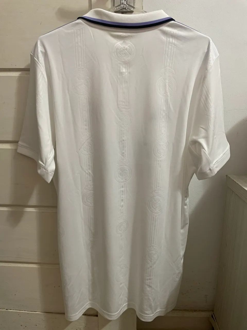 Camisa I Oficial Real Madrid 2022-2023 Tamanho M - Foto 2