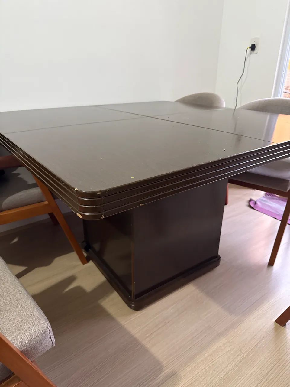 Mesa quadrada 8 lugares