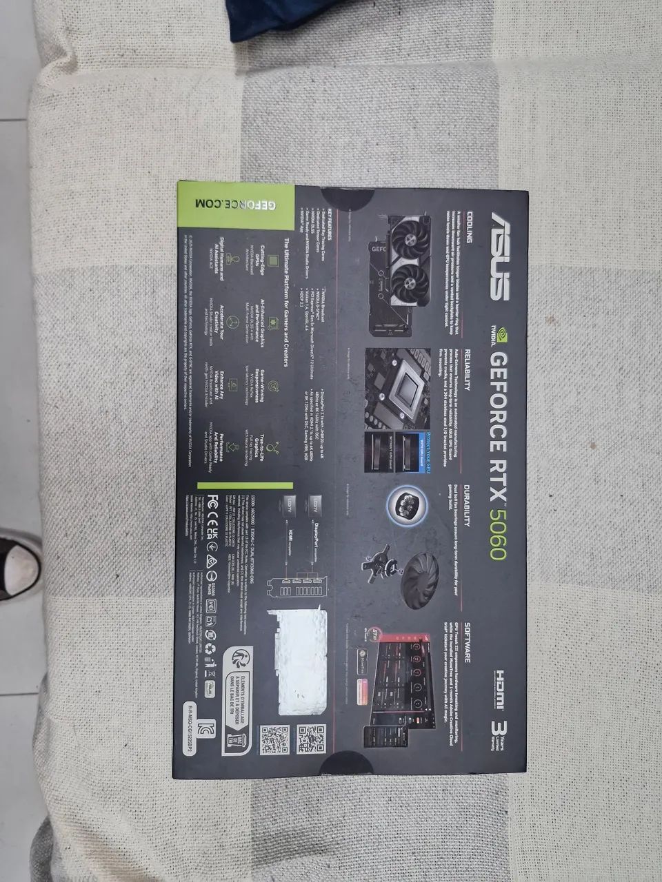 Placa de Video ASUS RTX 5060 8gb lacrada  - Foto 4