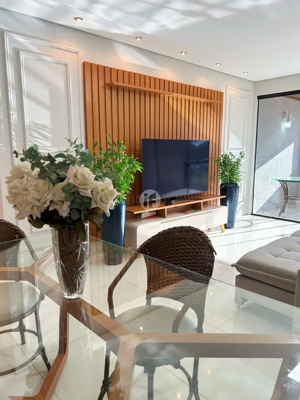 Vendo Apartamento com 191m² com 4 quartos - Foto 2