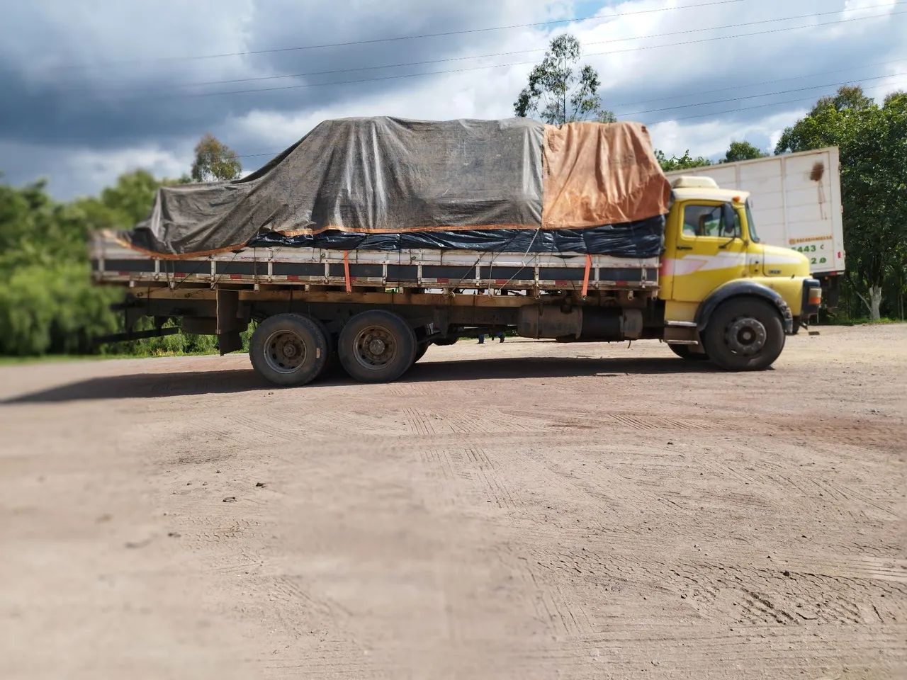 Caminhão L1313 - Foto 4