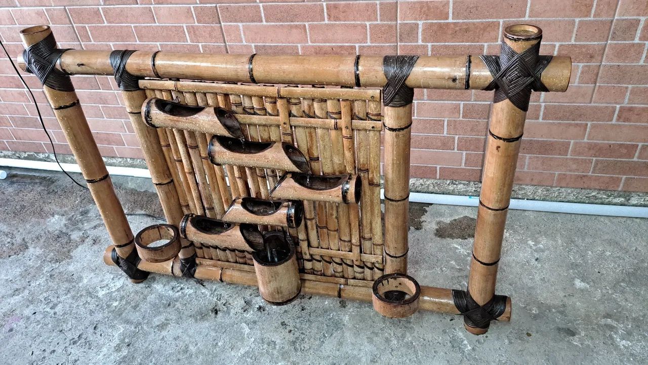 Fonte de bambu artesanal e relógio de parede  - Foto 5