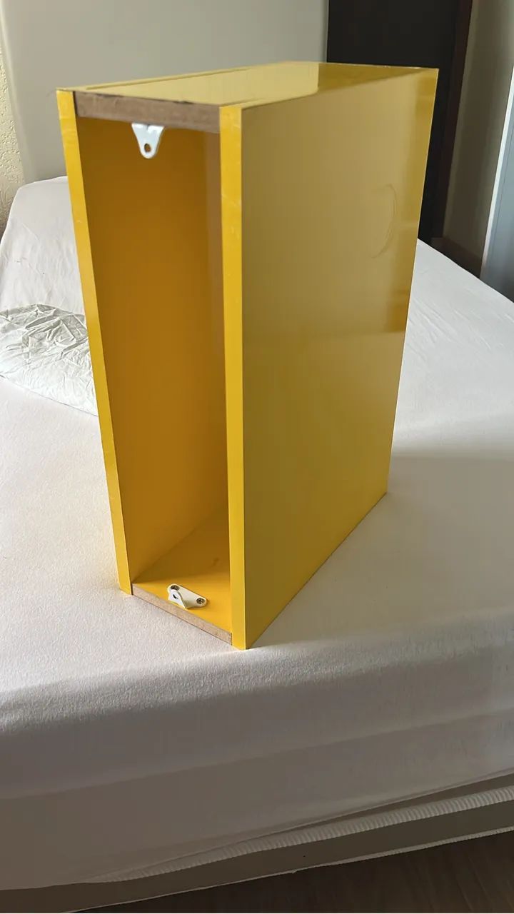 Nicho suspenso amarelo - Foto 2