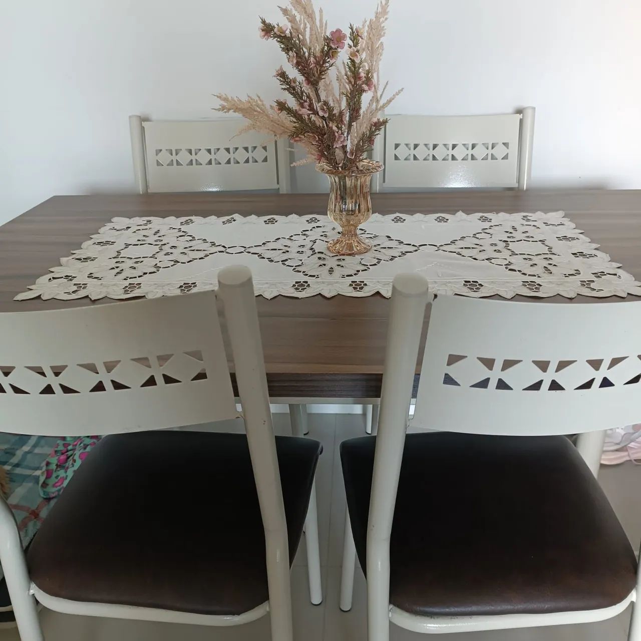 Conjunto mesa cadeiras jantar 