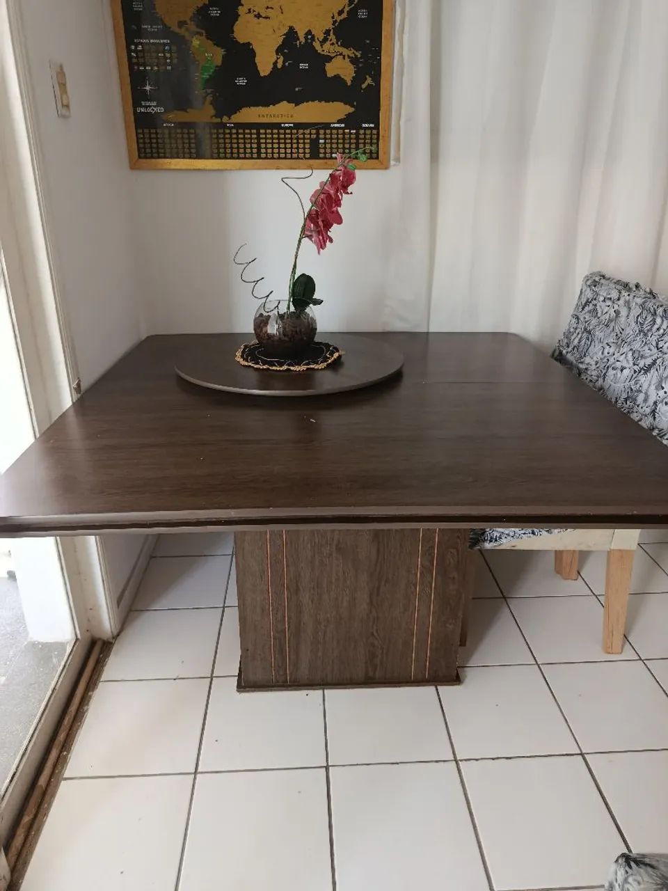 Mesa de jantar de madeira  - Foto 2