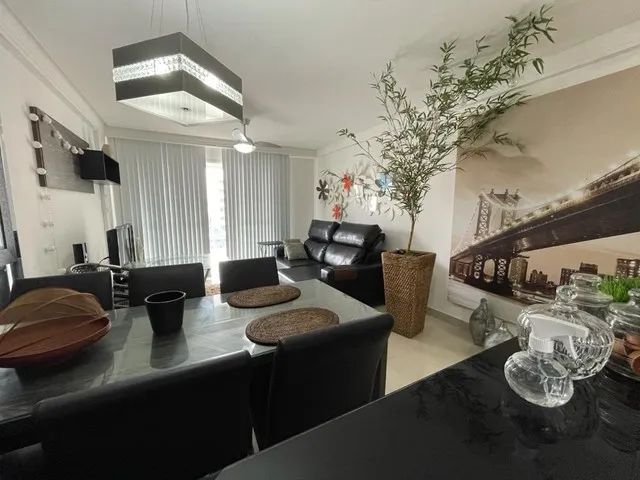 Apartamento de 3 quartos finamente mobiliado na Praia do Morro.