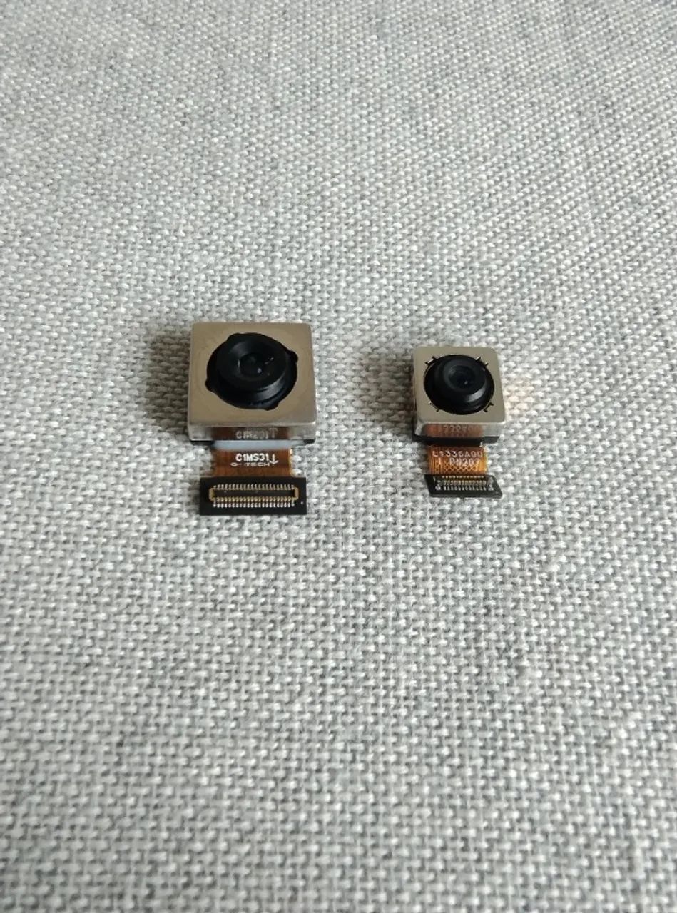 Câmeras Traseiras Edge 30 Neo Xt2245-1 Original